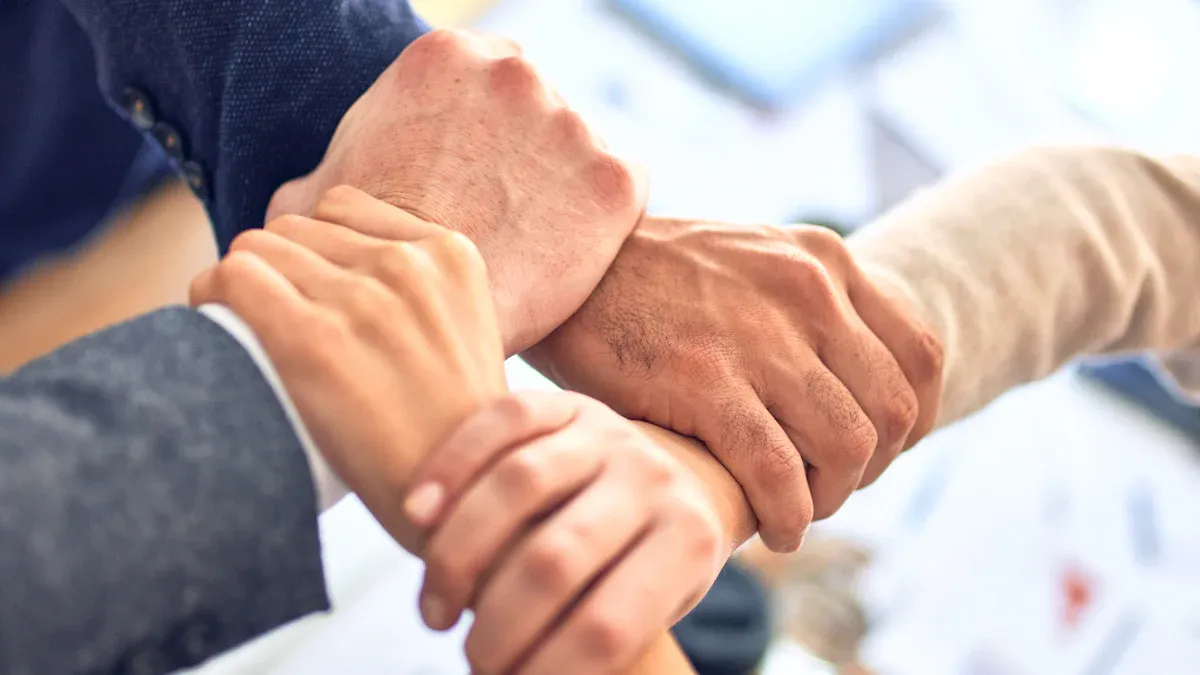 How to Pitch Your Influencer Media Kit to Brands